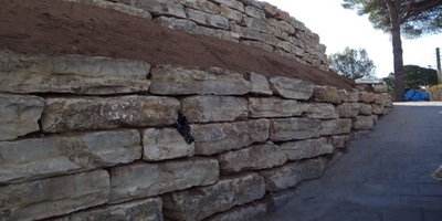¿Qué son los muros de rocalla?