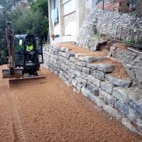 Excavacions de murs de rocalla a Barcelona